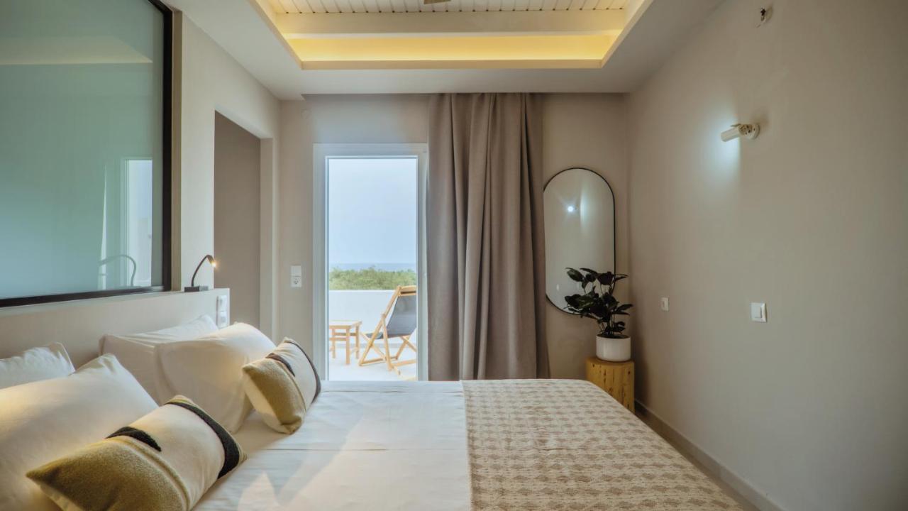 Fata Morgana Studios & Apartments Frangocastelo ภายนอก รูปภาพ