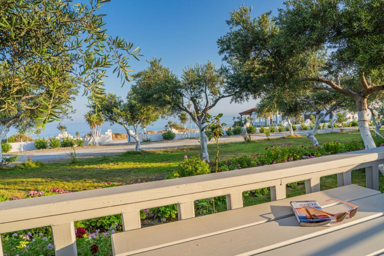Fata Morgana Studios & Apartments Frangocastelo ภายนอก รูปภาพ